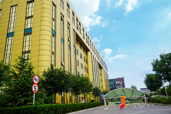 重庆有什么好的健身学校？